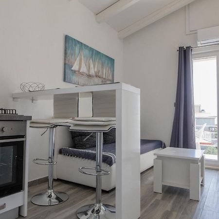 Appartement Zorana à Rogoznica  Extérieur photo