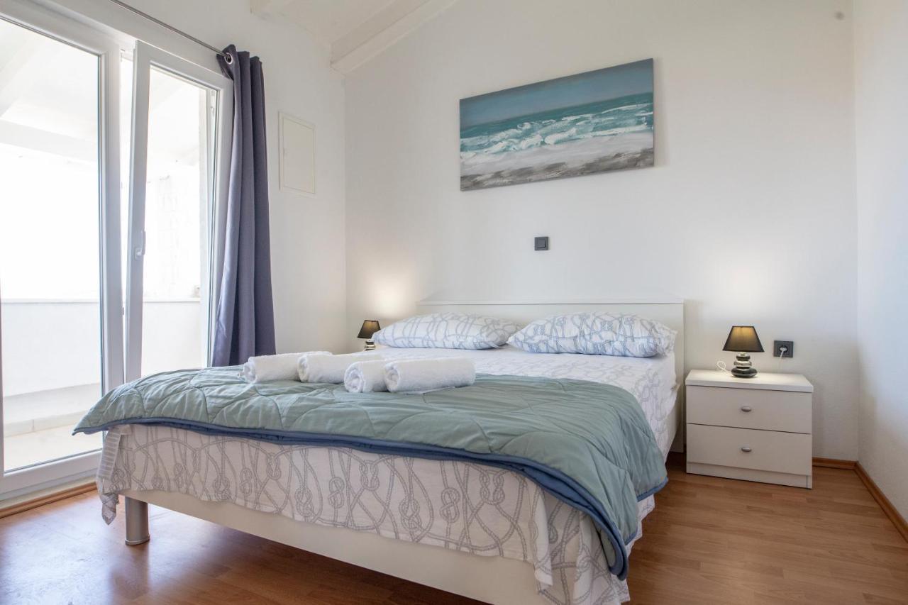 Appartement Zorana à Rogoznica  Extérieur photo