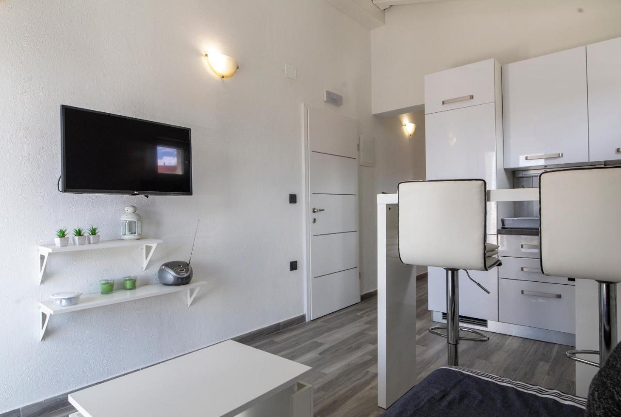Appartement Zorana à Rogoznica  Extérieur photo