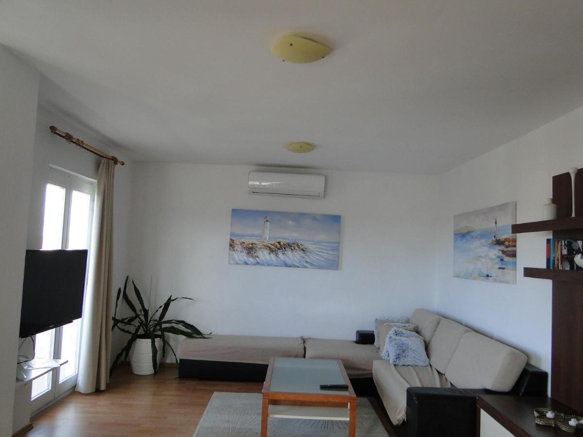 Appartement Zorana à Rogoznica  Extérieur photo