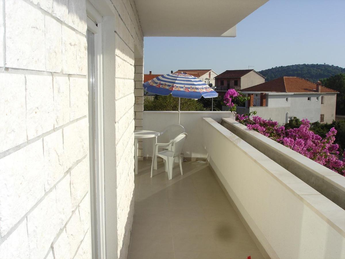 Appartement Zorana à Rogoznica  Extérieur photo